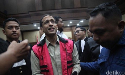 Rogoh Kocek Sendiri, Nadiem Beri Tambahan Dana Ke Stafsus