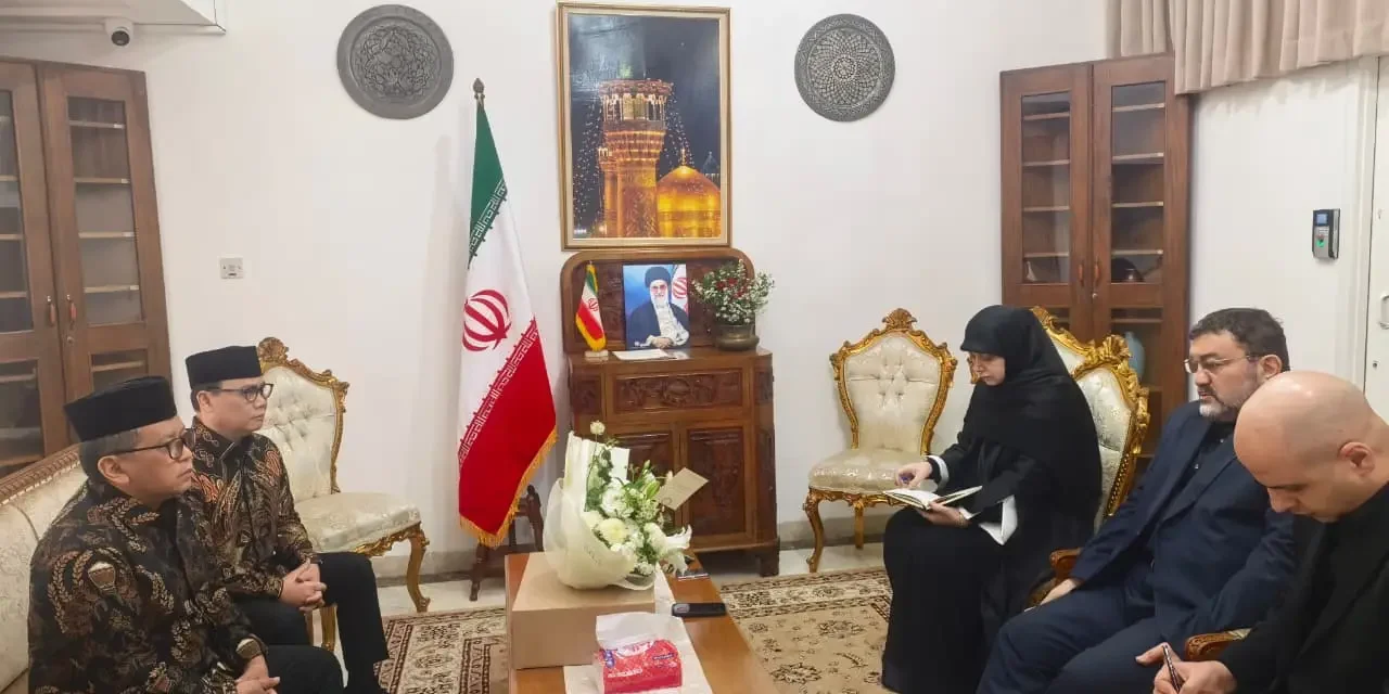 Megawati Kirim Surat Duka Atas Wafatnya Ayatullah Ali Khamenei