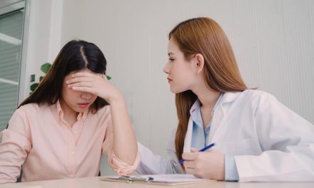 Psikolog Memiliki Peran Dalam Mengatasi Kesehatan Mental