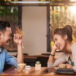 Ciri Wanita Yang Terlanjur Jatuh Cinta Dengan Pasangannya