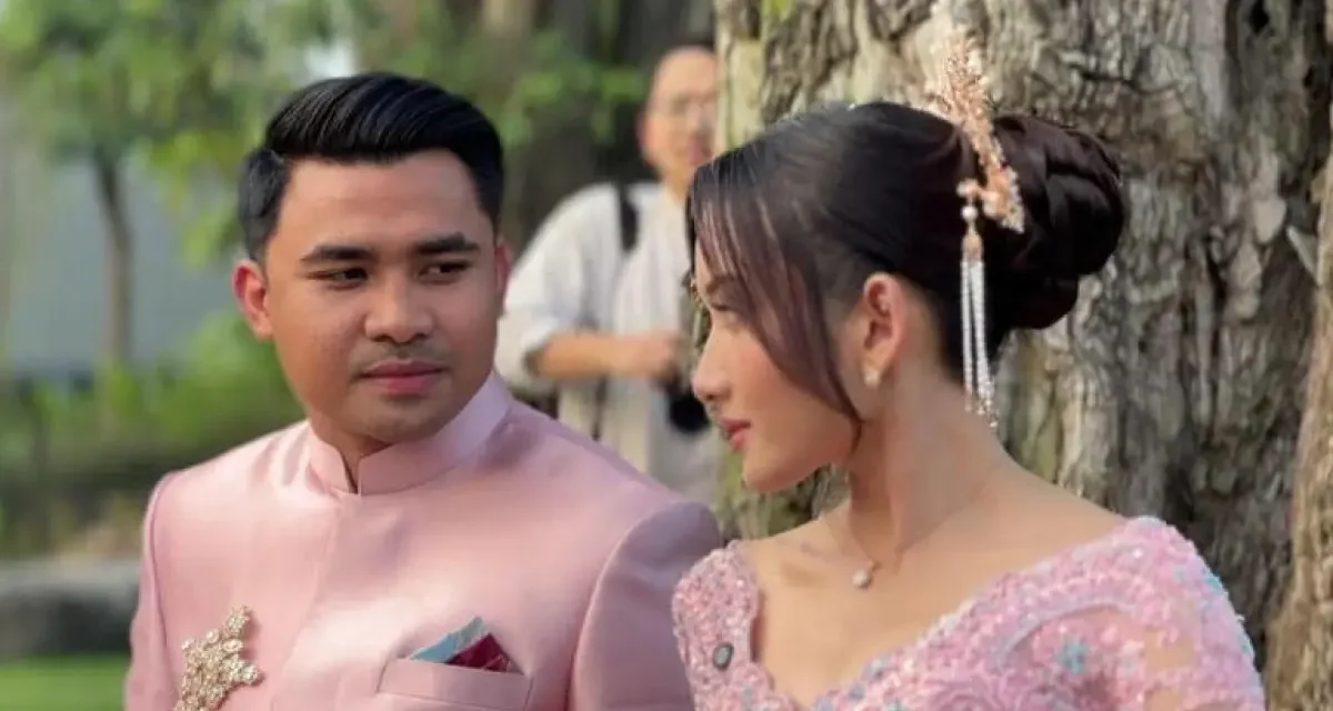 Momen Tak Terlupakan! Lamaran Asnawi & Yuriska Di Bandung